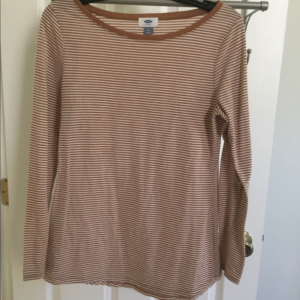 Wide-neck long-Sleeved tee